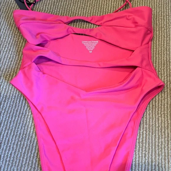 NWT Lovers + Friends no words Vibrant hot Pink cut out One Piece size medium - Picture 4 of 9